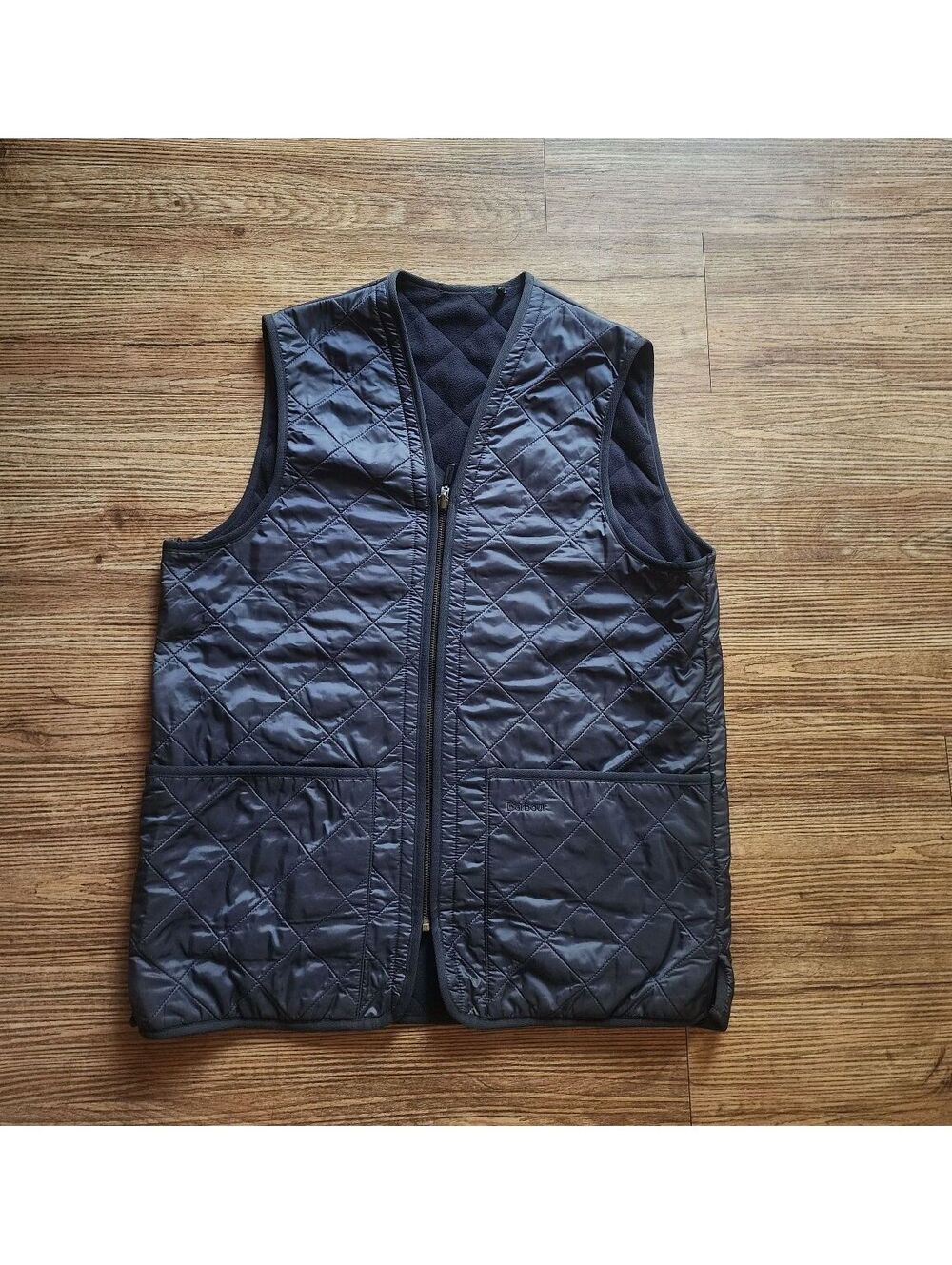 Size M - Barbour Men's Navy Polarquilt Zip-In Vest - Picture 7 of 9